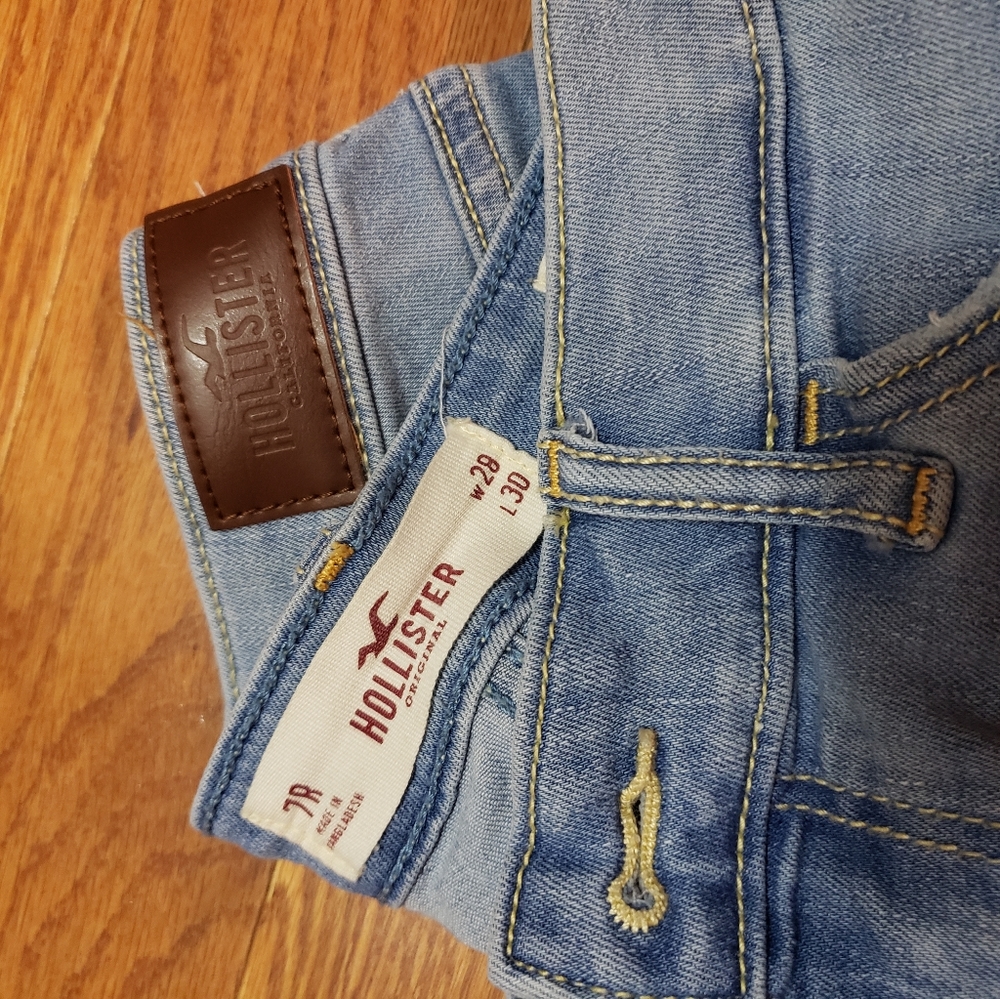 Hollister skinny jeans